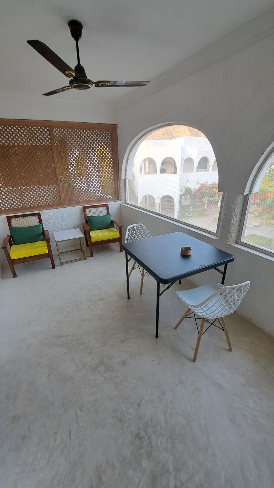 Kaleb'S Beachfront Serviced Studio Apartments Μαλίντι Εξωτερικό φωτογραφία