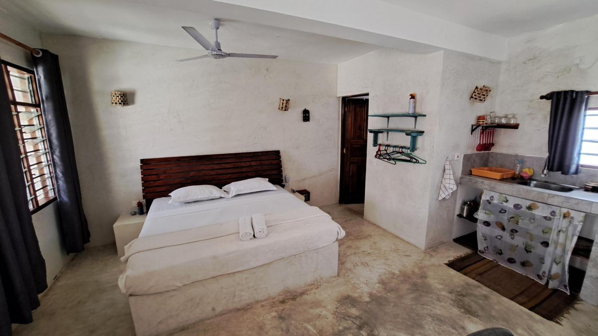 Kaleb'S Beachfront Serviced Studio Apartments Μαλίντι Εξωτερικό φωτογραφία